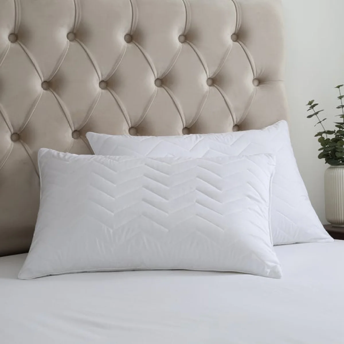Fogarty Temperature Balance Pillow Pair and Bedding Protector Bundle – image 4