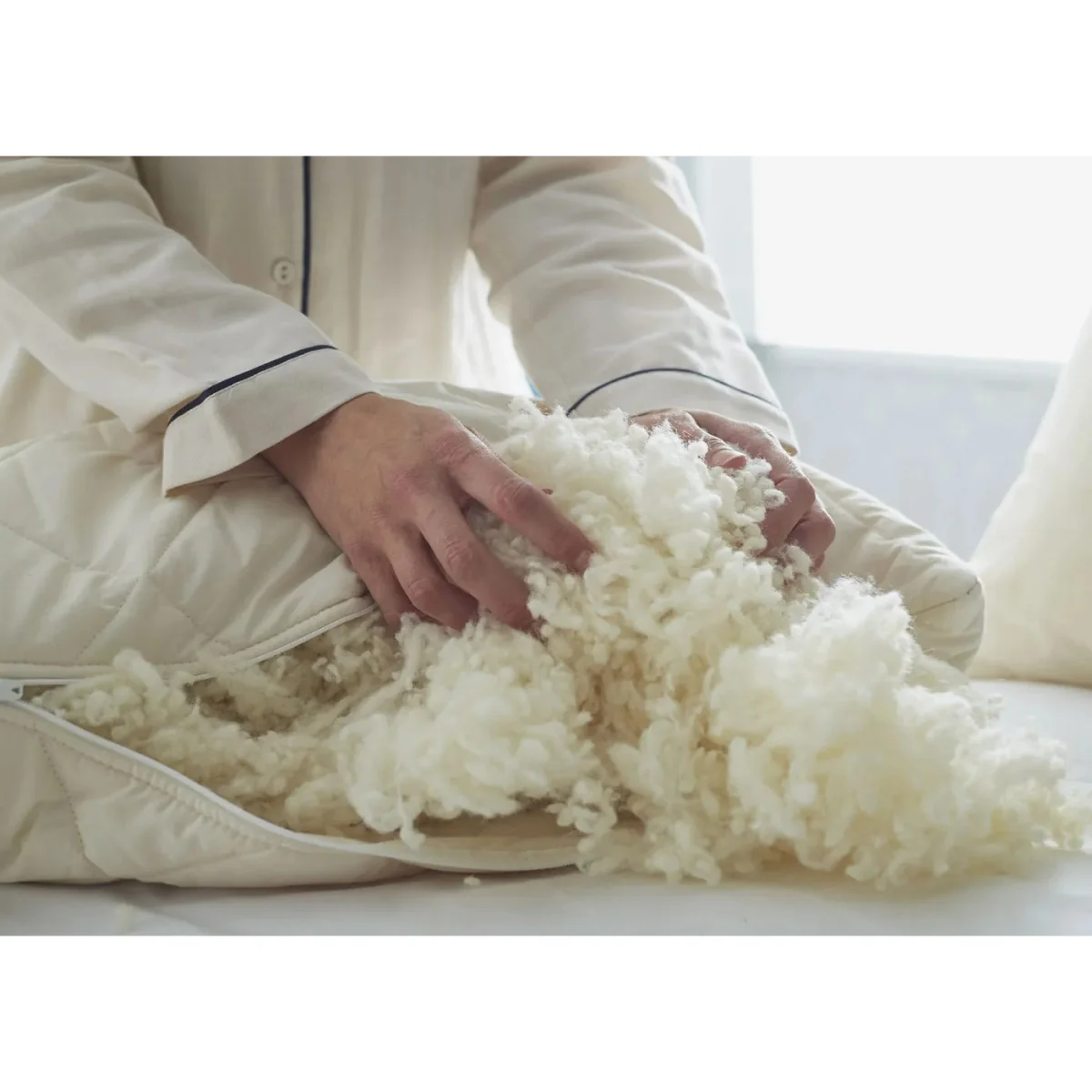 The Wool Room Deluxe Wool Pillow Standard - Heal's UK Bedroom Furniture – image 6