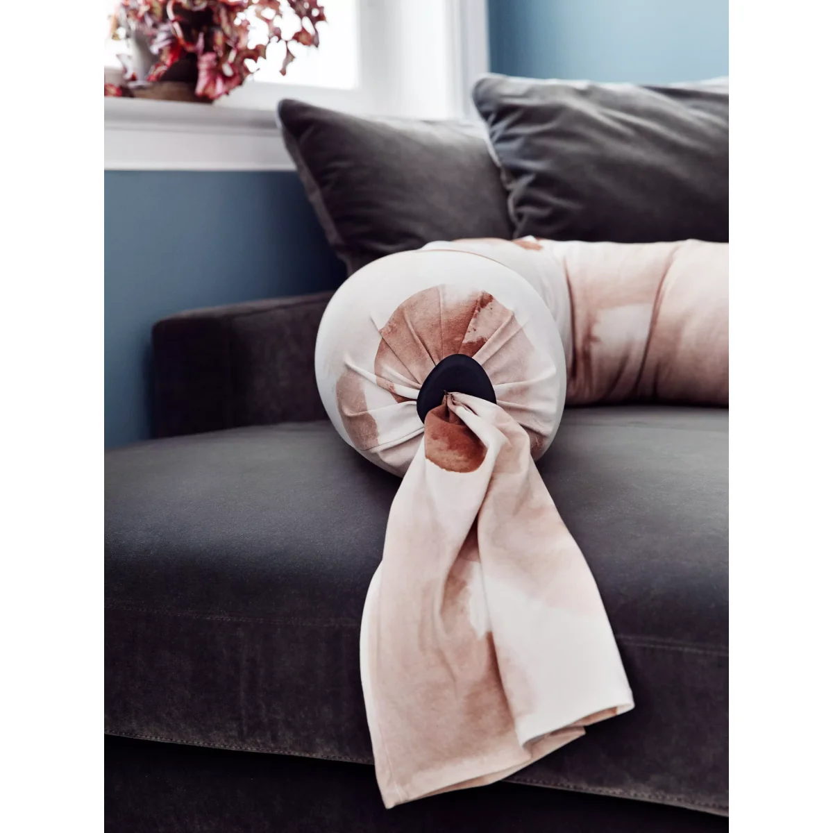 bbhugme Pregnancy Pillow, Cloud Beige – image 5