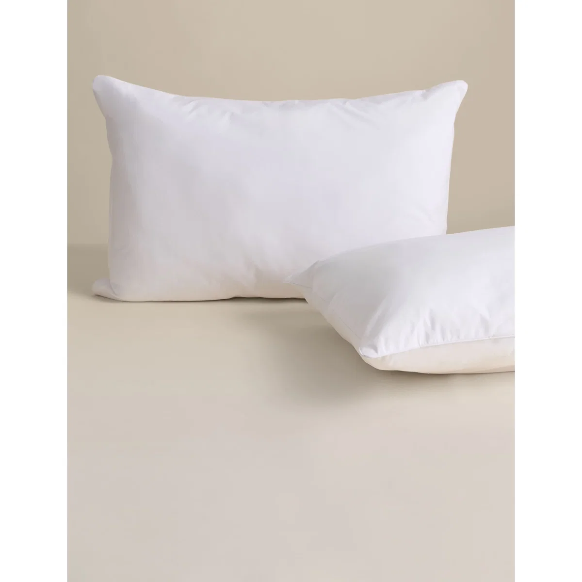 M&S 2 Pack Medium Pillows White – image 2