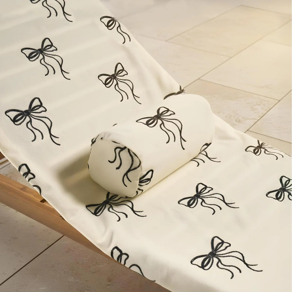 OHS Bow Print Inflatable Beach Bolster Pillow - Monochrome – image 8