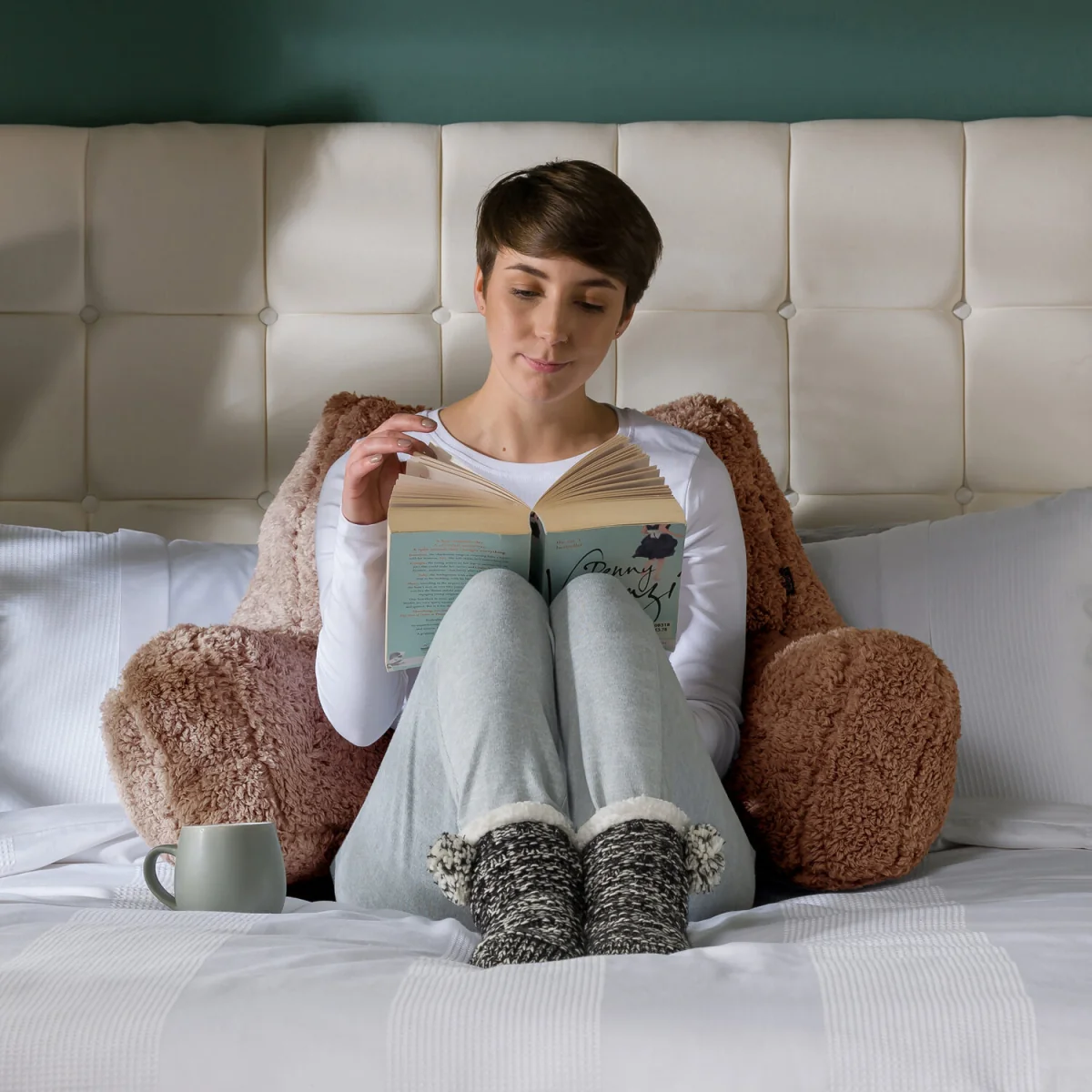 Berber Fleece Bean Filled Reading Support Pillow - Brown – image 8