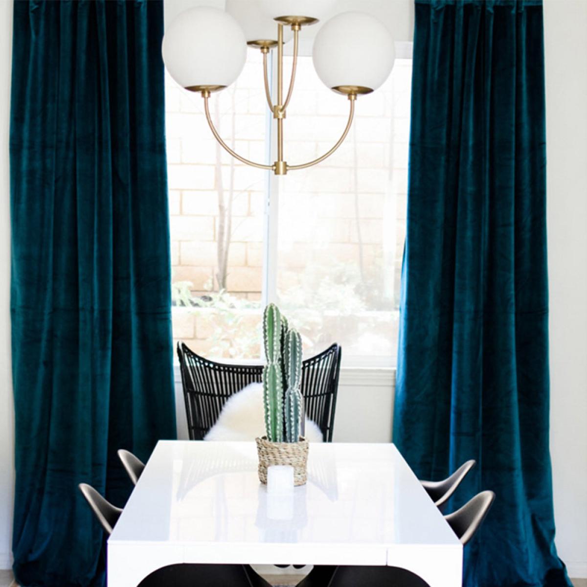 Hudson Valley Lighting Carrie 4 Light Chandelier in Aged Brass – image 3