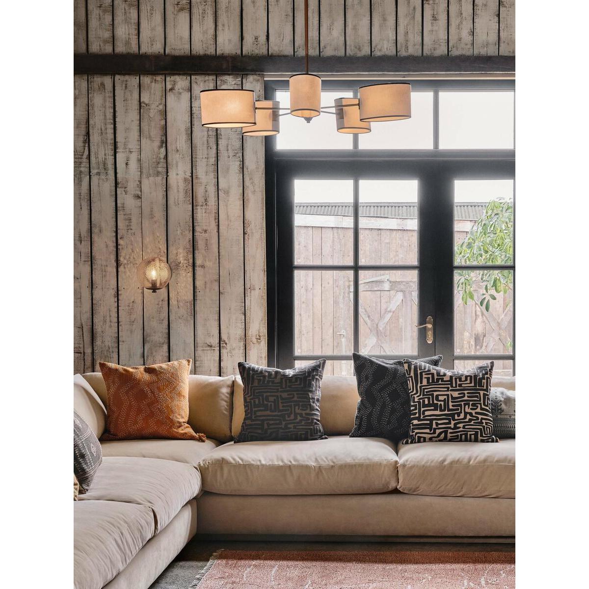 Dawbarn Chandelier – image 6