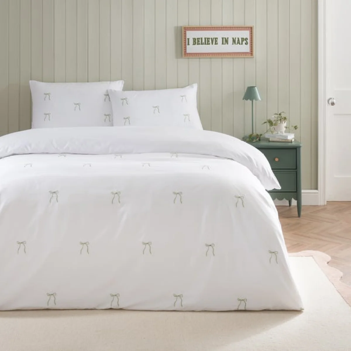 Green Bows Embroidery Quilt Cover and Pillowcase Set – image 5
