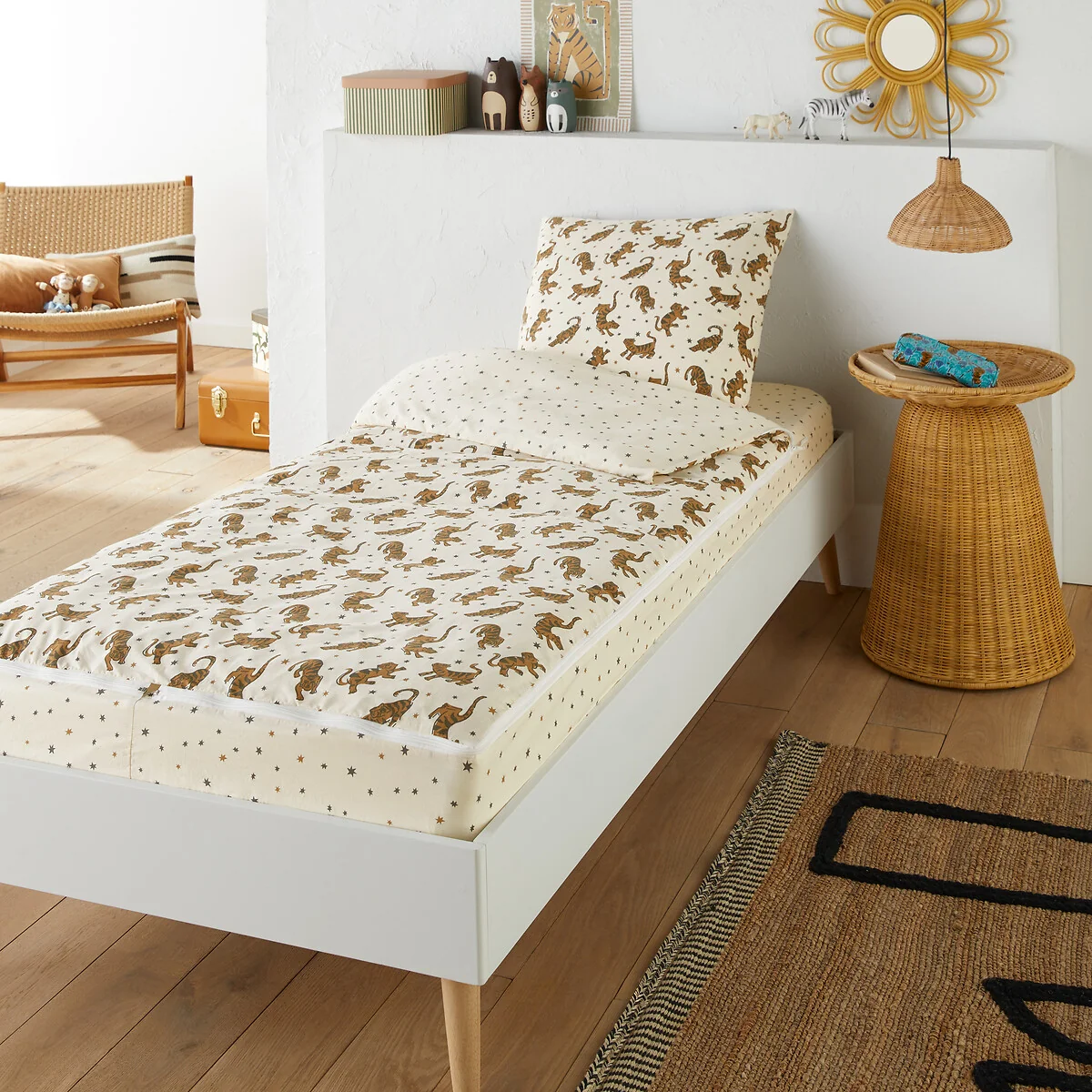 Tigris Cotton Bed Set Without Duvet – image 1