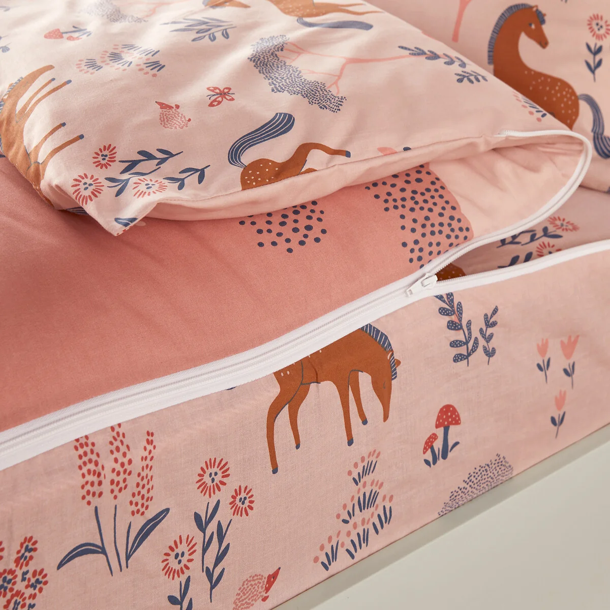 Bagatelle Bed Set Without Duvet – image 2