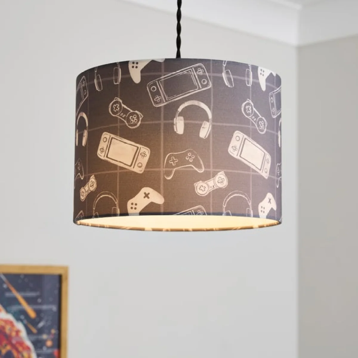 Ultimate Gamer Easy Fit Lamp Shade – image 1