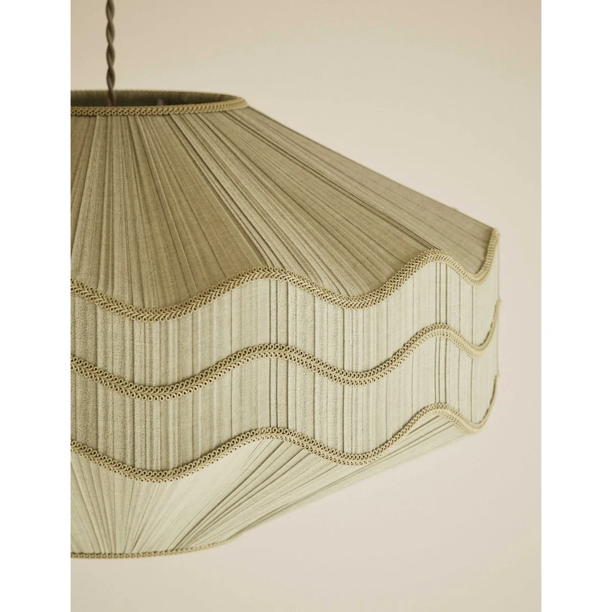 M&S Pleated Wave Large Easy Fit Shade Cream – image 5