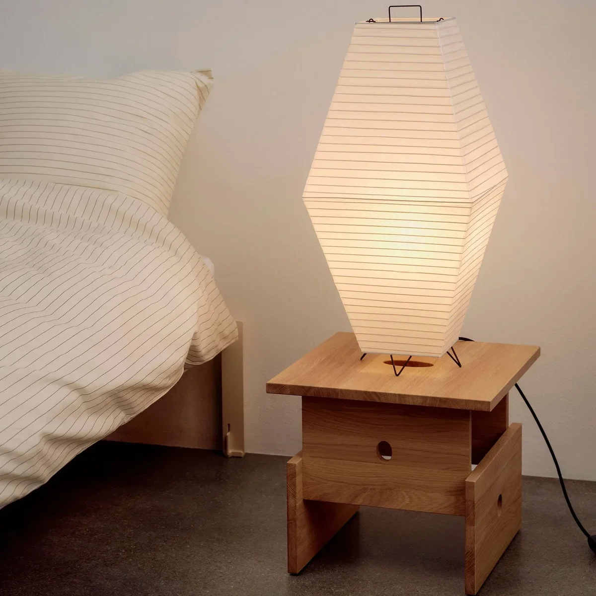 HAY Paper Shade Prism lampshade for floor-table lamp Classic white 30x66 cm – image 3