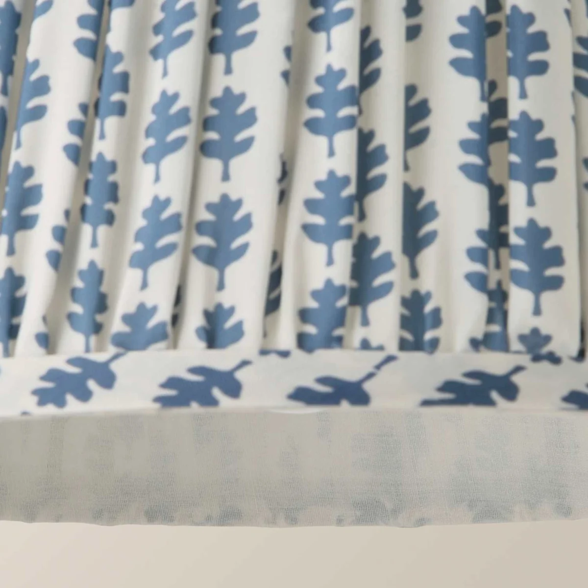 ValueLights Grange Small Floral Pleated Lamp Shade - Blue / Plastic – image 6