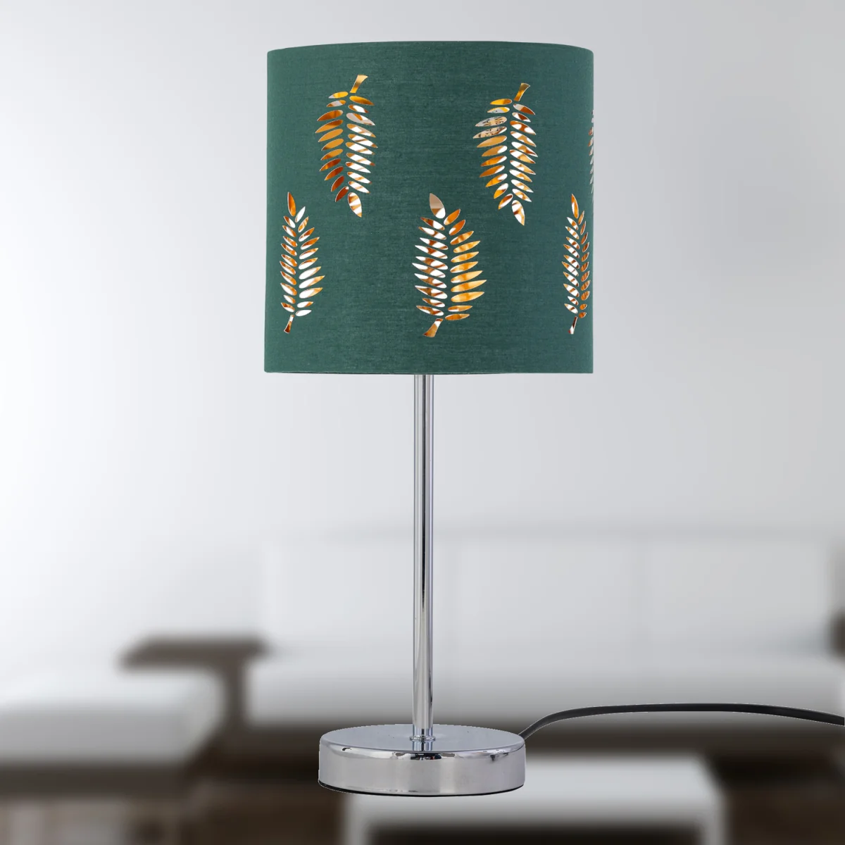 Fern Dark Green Cut Out 15.5cm Table Lamp Shade - Green – image 4