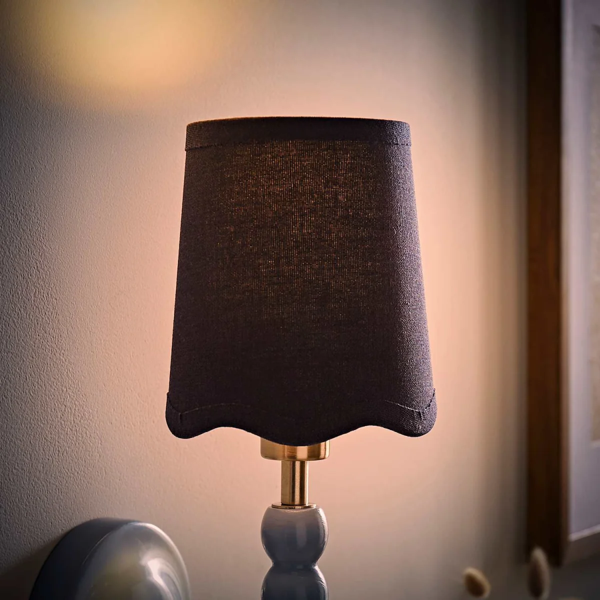 Mabel Extra Small Scallop Edge Linen Lamp Shade - Navy – image 3