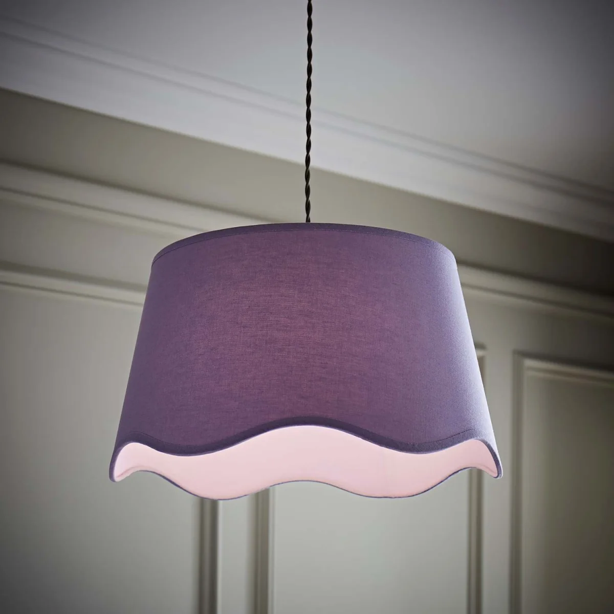 Mabel Large Scallop Edge Linen Lamp Shade - Lilac / 0.47kg – image 2