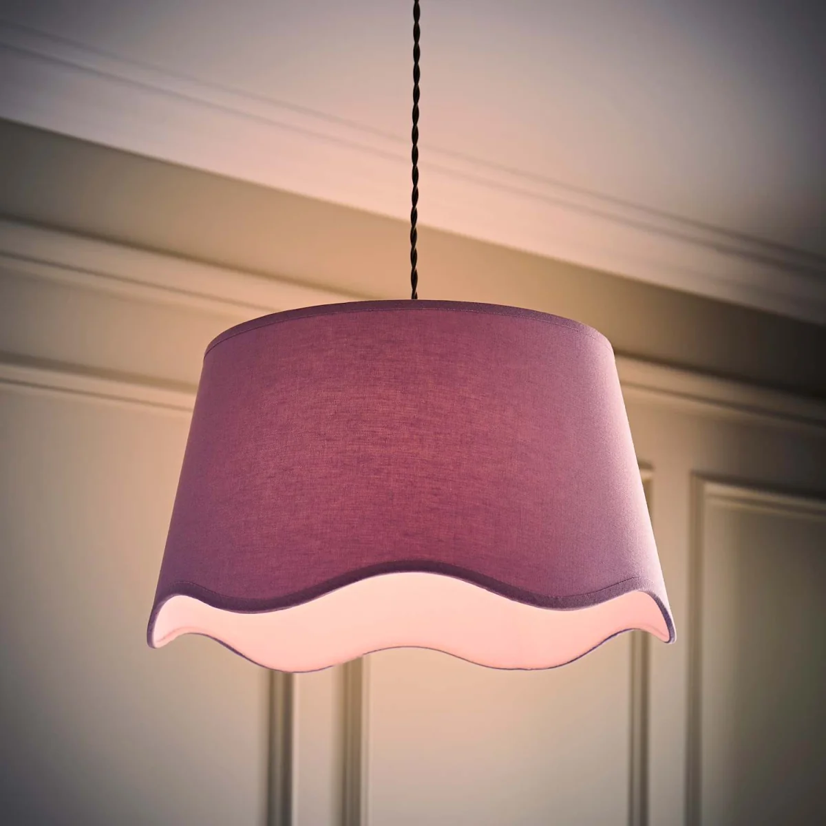 Mabel Large Scallop Edge Linen Lamp Shade - Lilac / 0.47kg – image 3