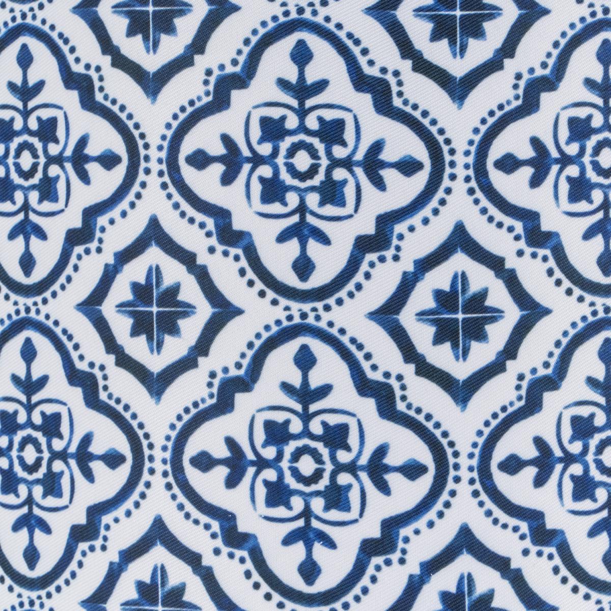 Navy Geo Quatrefoil Shade – image 3