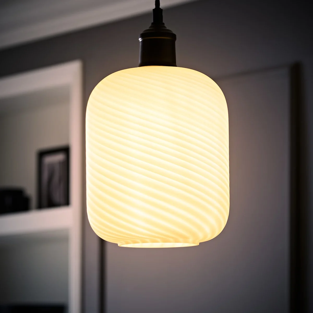 Emery Frosted Oval Swirl Glass Easy Fit Ceiling Lamp Shade - Frosted White / Yes - Frosted White – image 5