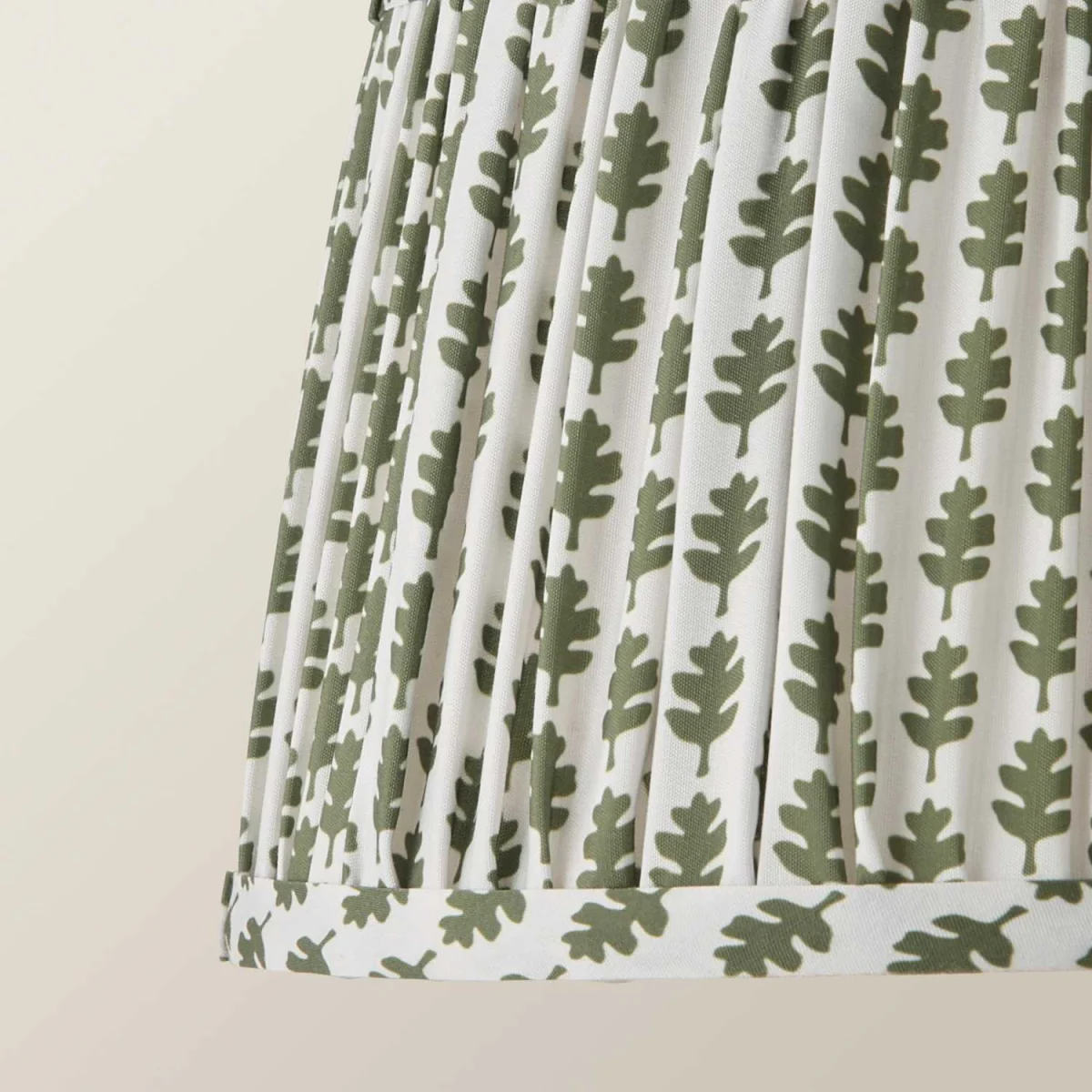 ValueLights Grange Small Floral Pleated Lamp Shade - Green / Plastic – image 5