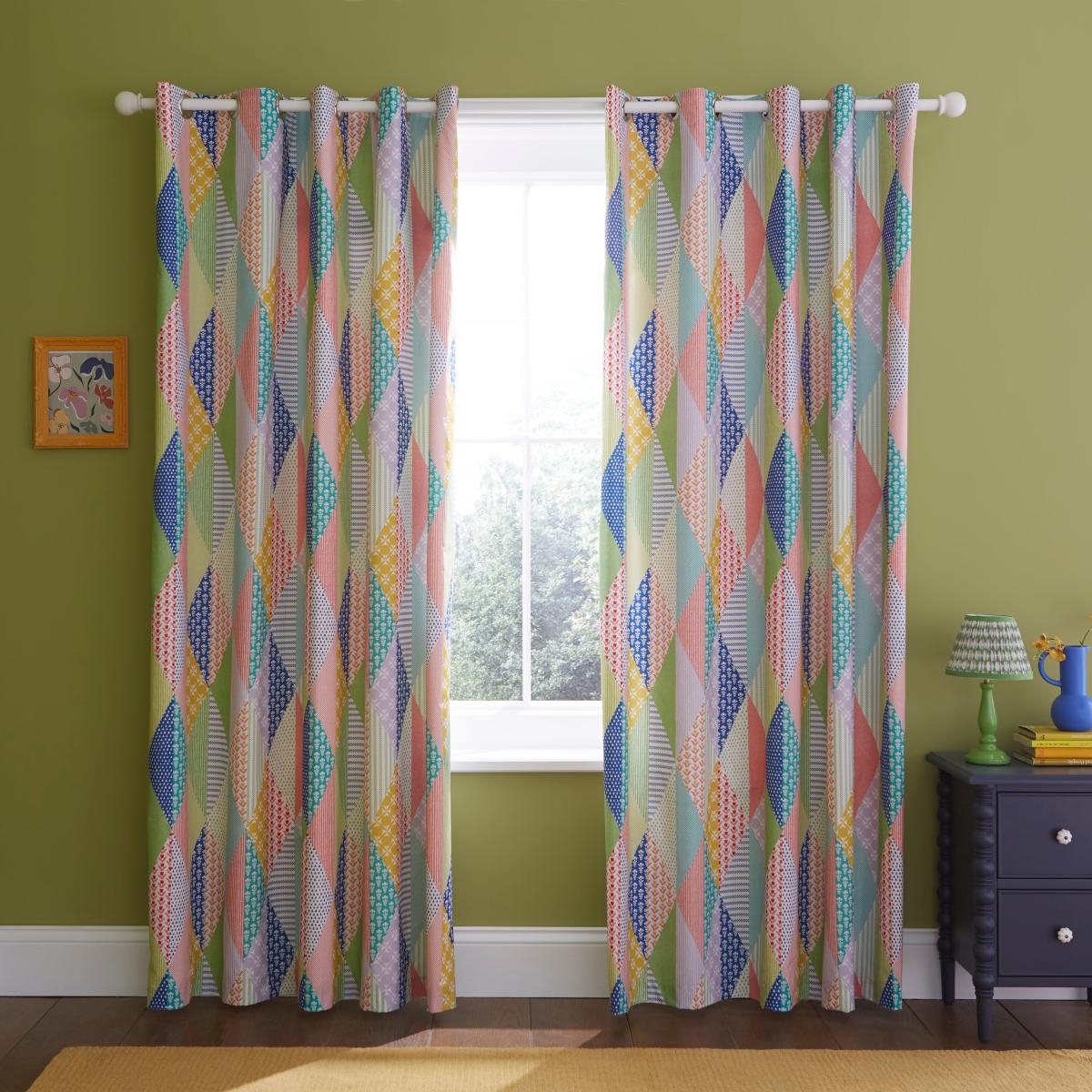 Joy Patchwork Pink Blackout Eyelet Curtains Pink – image 2