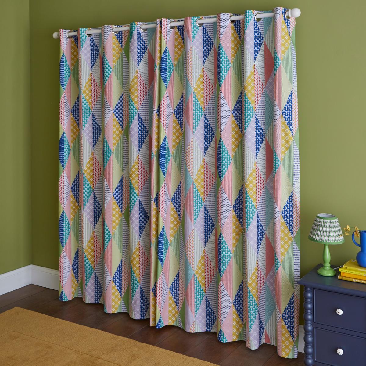Joy Patchwork Pink Blackout Eyelet Curtains Pink – image 4