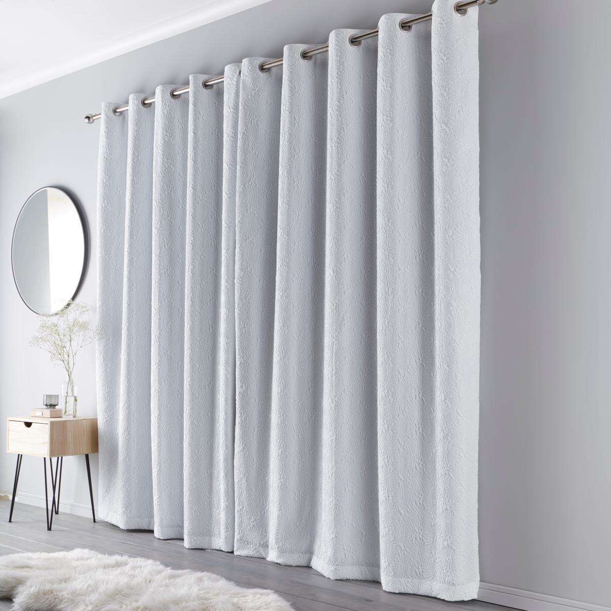 Astra Eyelet Curtains White – image 2