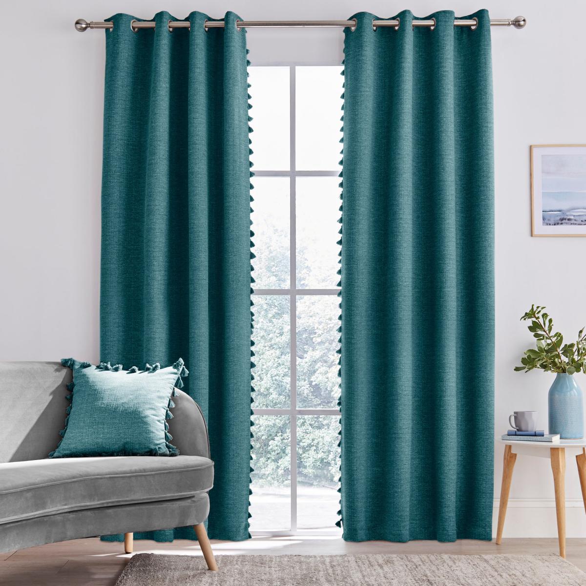 Tassel Peacock Eyelet Curtains Blue – image 2