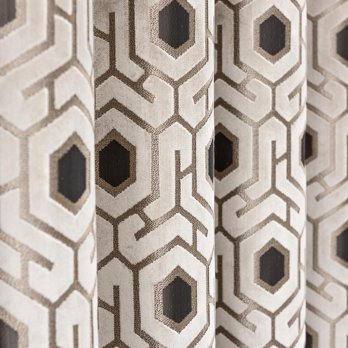 Geo Cut Velvet Champagne Eyelet Curtains Champagne – image 3