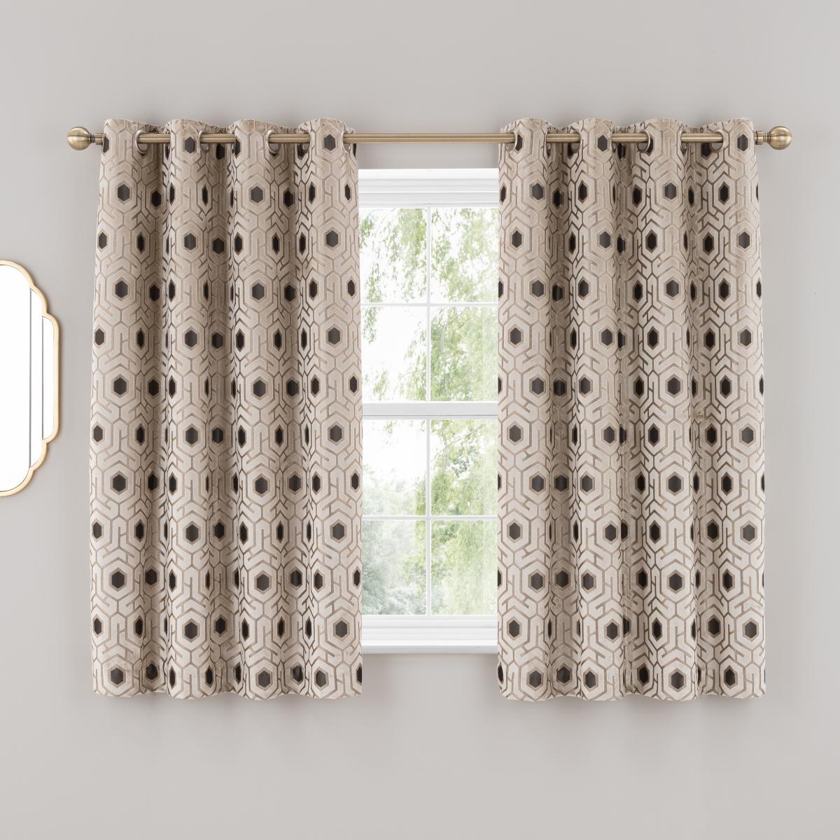 Geo Cut Velvet Champagne Eyelet Curtains Champagne – image 6