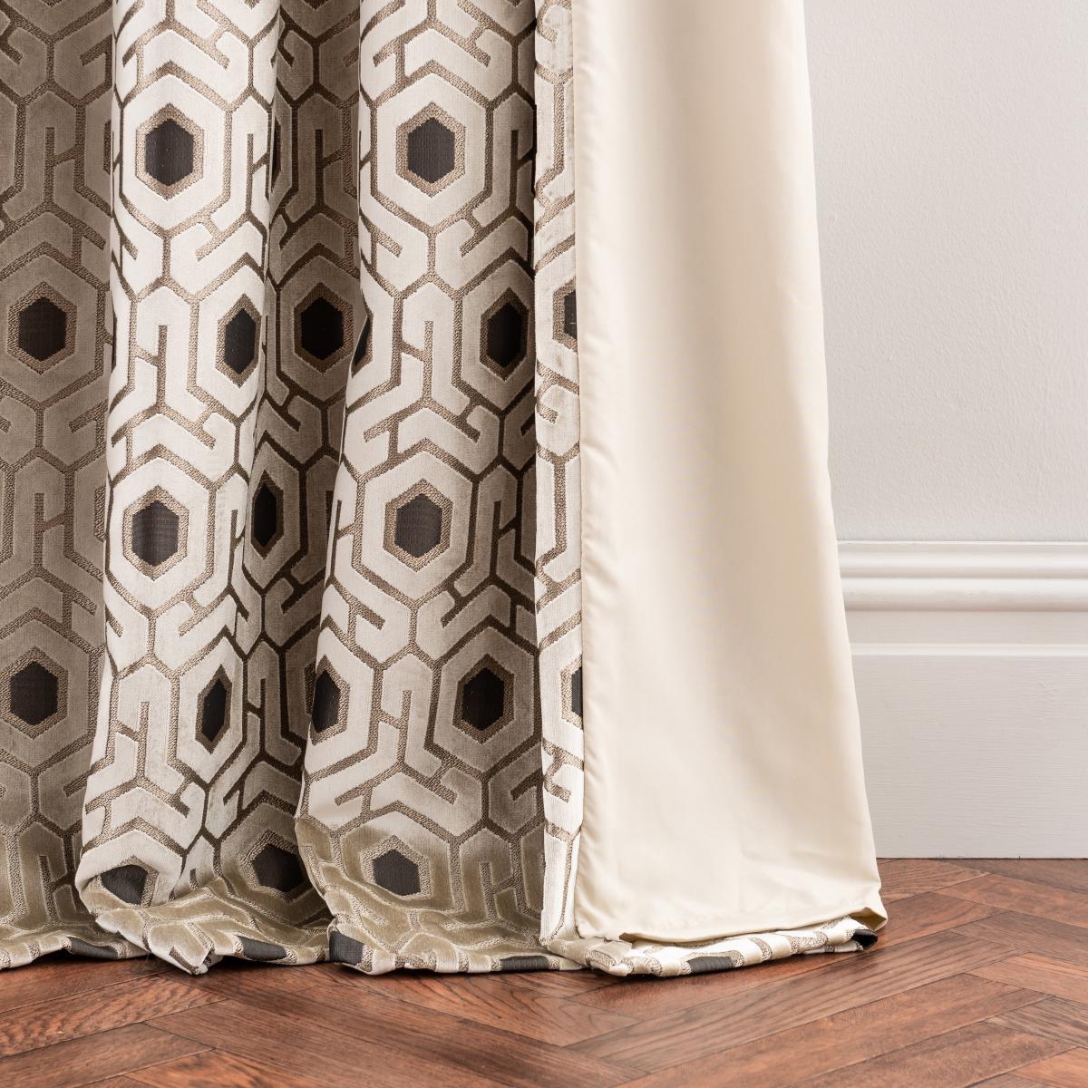 Geo Cut Velvet Champagne Eyelet Curtains Champagne – image 7