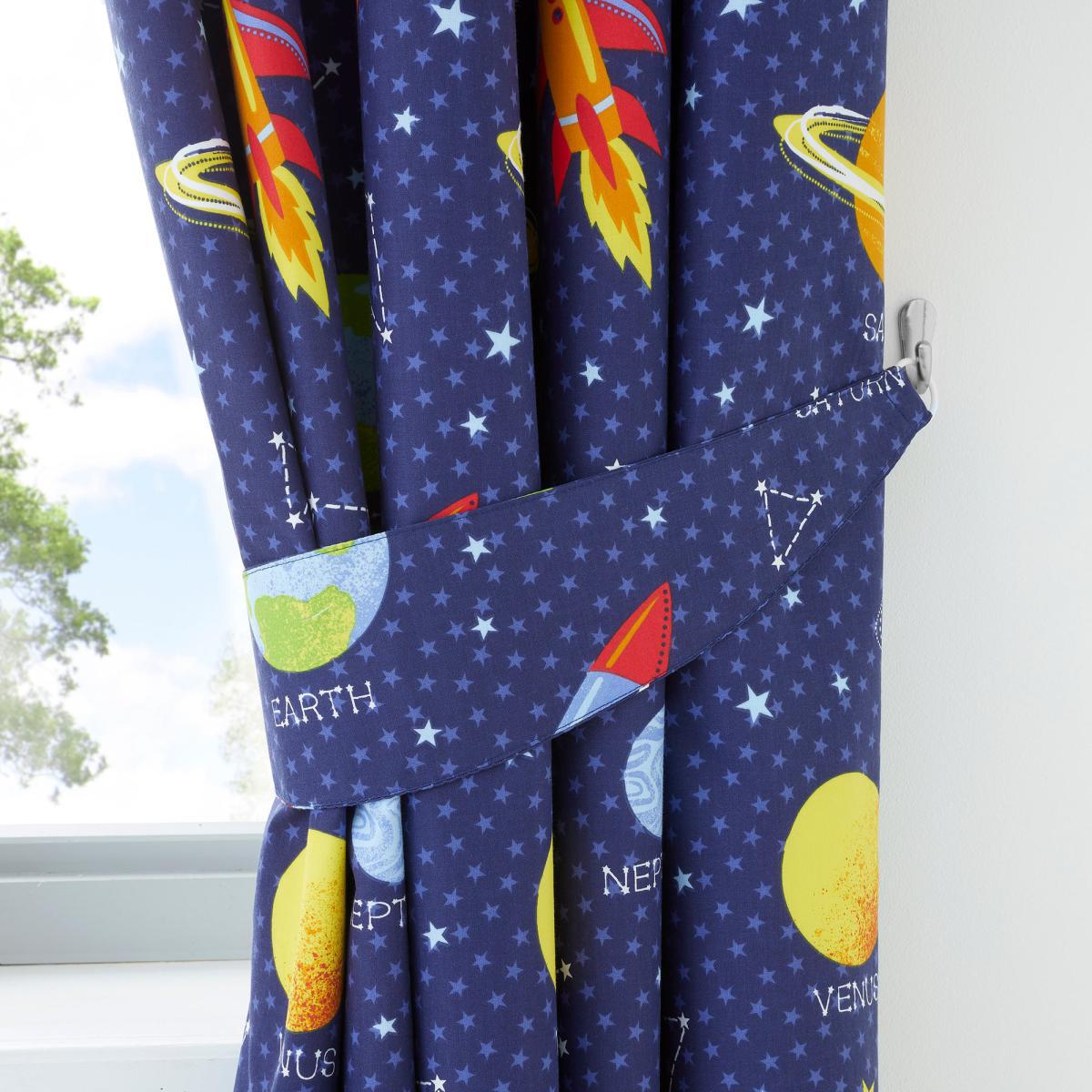 Space Navy Blackout Eyelet Kids Curtains Navy Blue, Green and Yellow – image 2