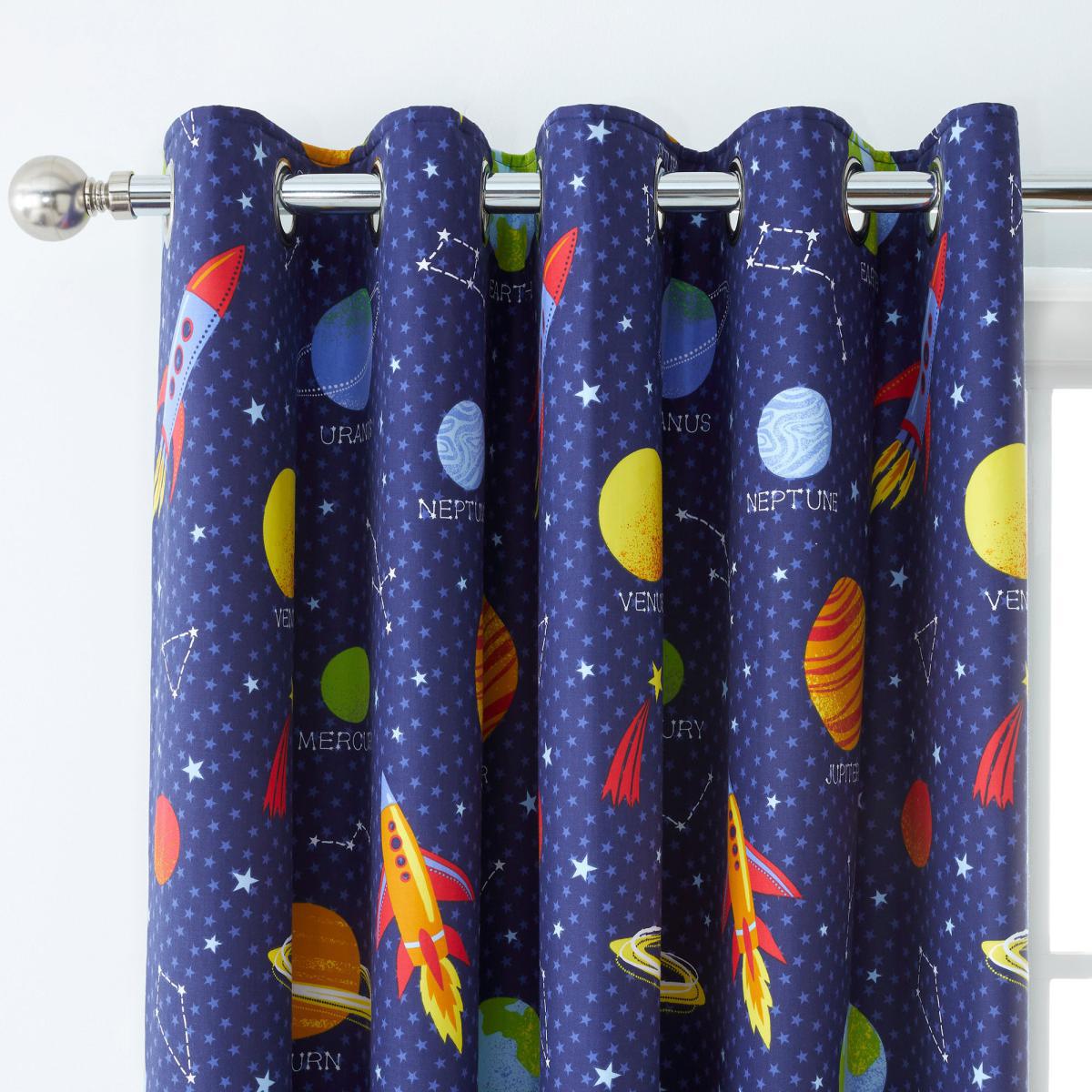 Space Navy Blackout Eyelet Kids Curtains Navy Blue, Green and Yellow – image 3