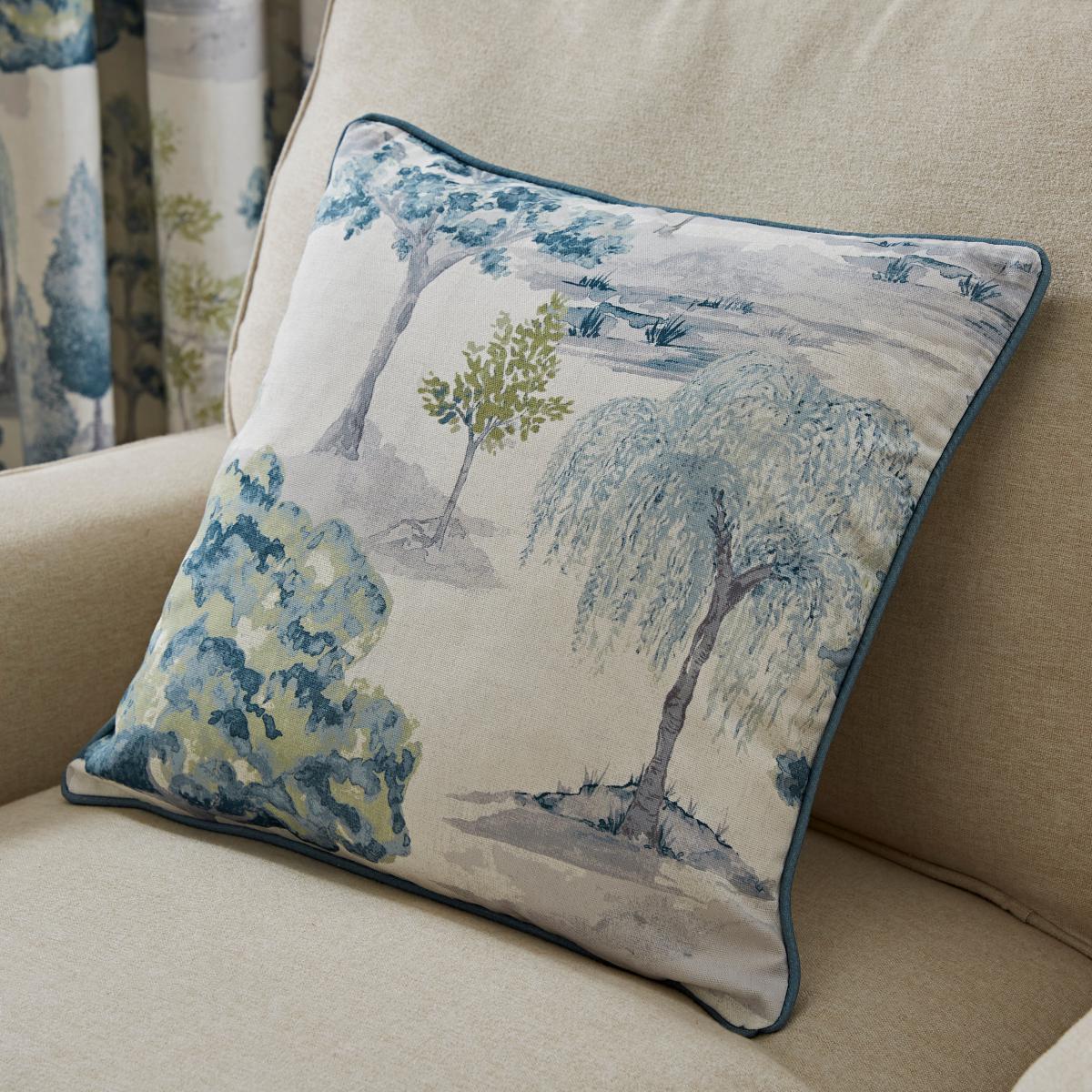 Watercolour Trees Green Eyelet Curtains Green – image 4