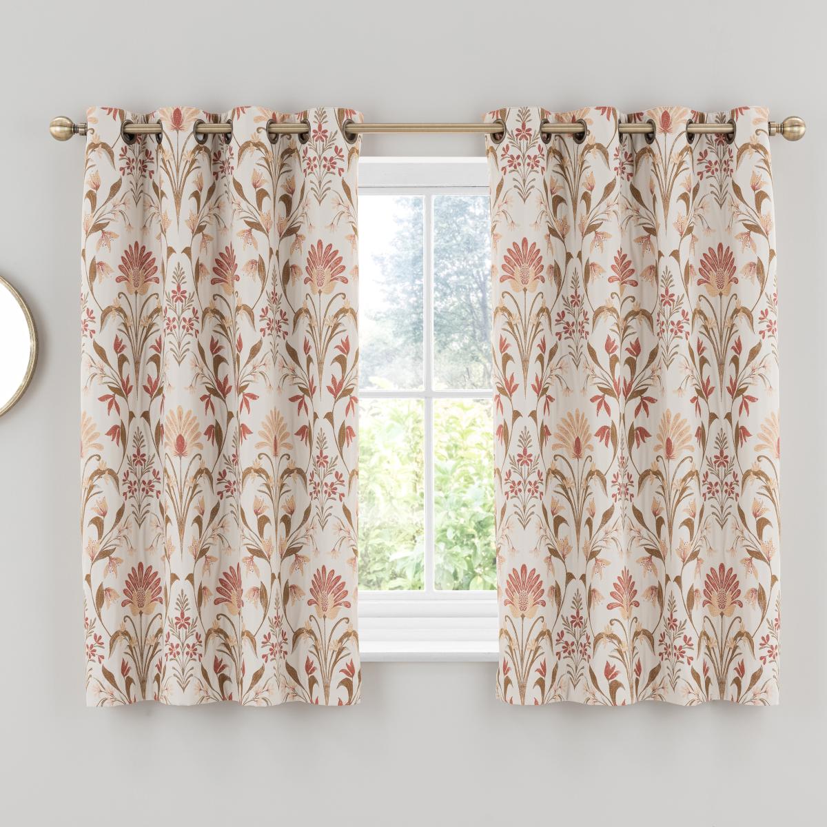 Cadence Red Ultra Blackout Thermal Eyelet Curtains Red/White/Green – image 4