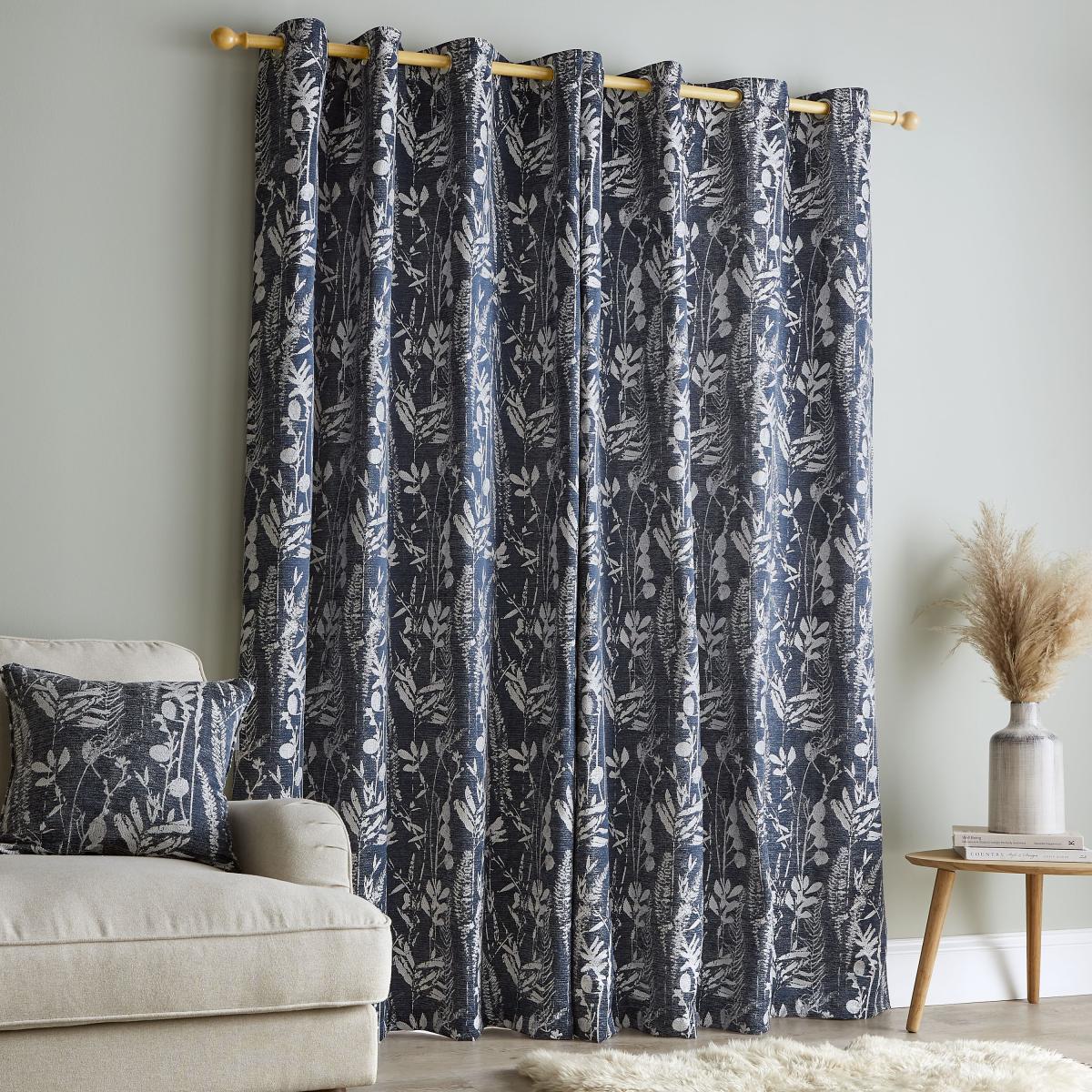 Meadow Jacquard Blue Eyelet Curtains Blue – image 3