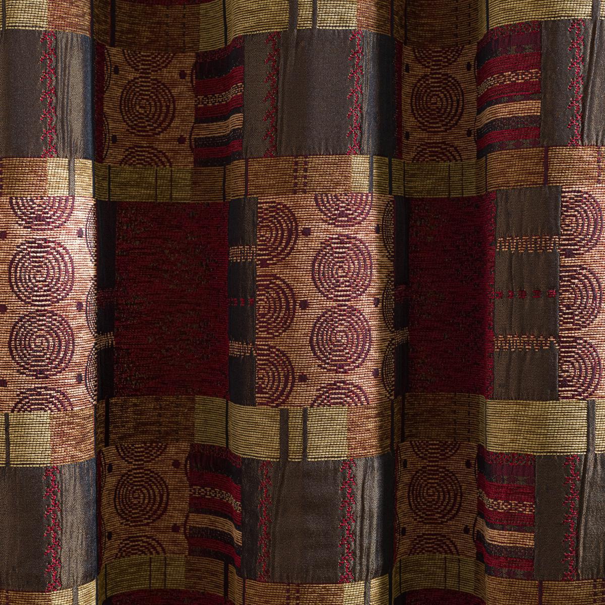 Prague Chenille Plum Eyelet Curtain Prague Plum – image 6