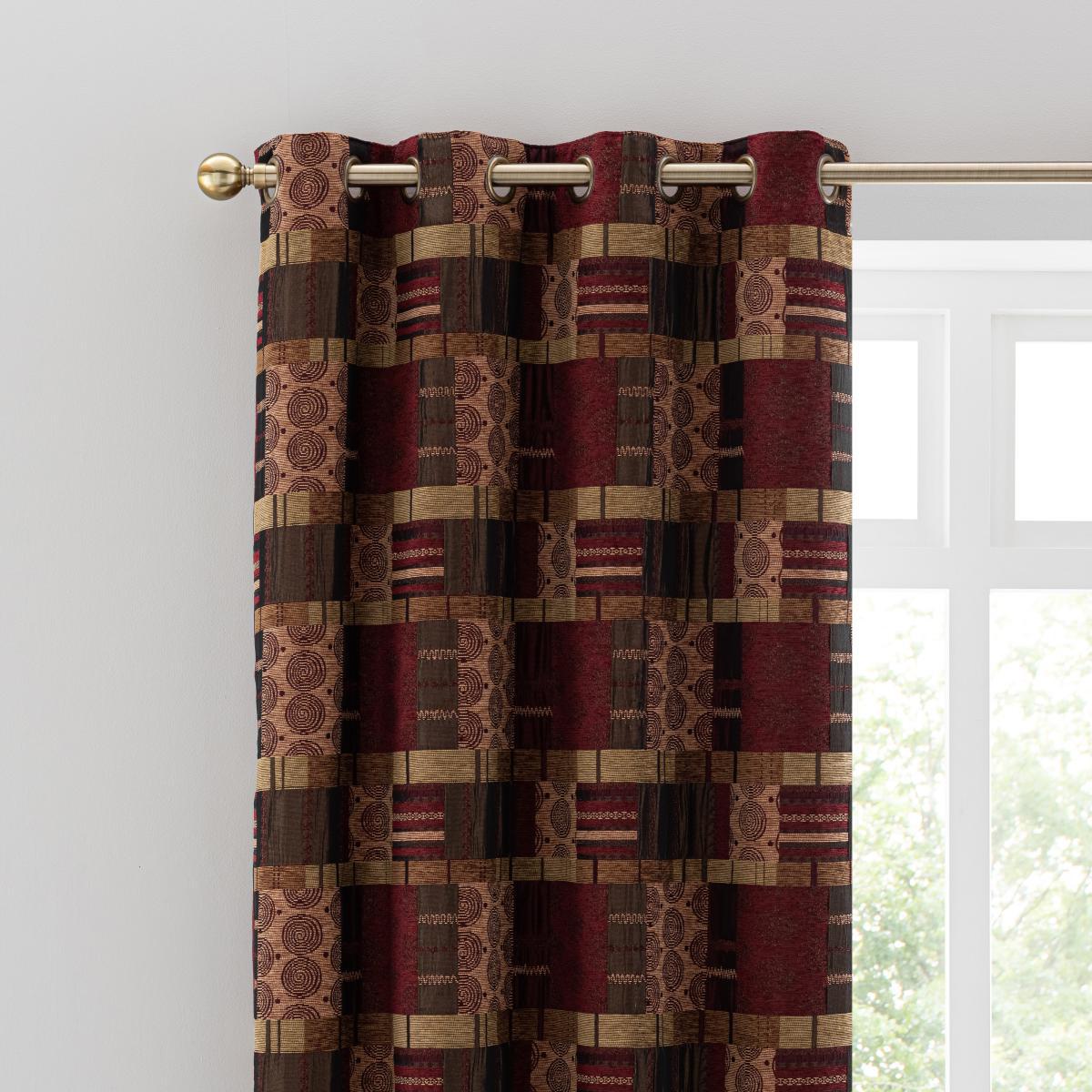 Prague Chenille Plum Eyelet Curtain Prague Plum – image 1