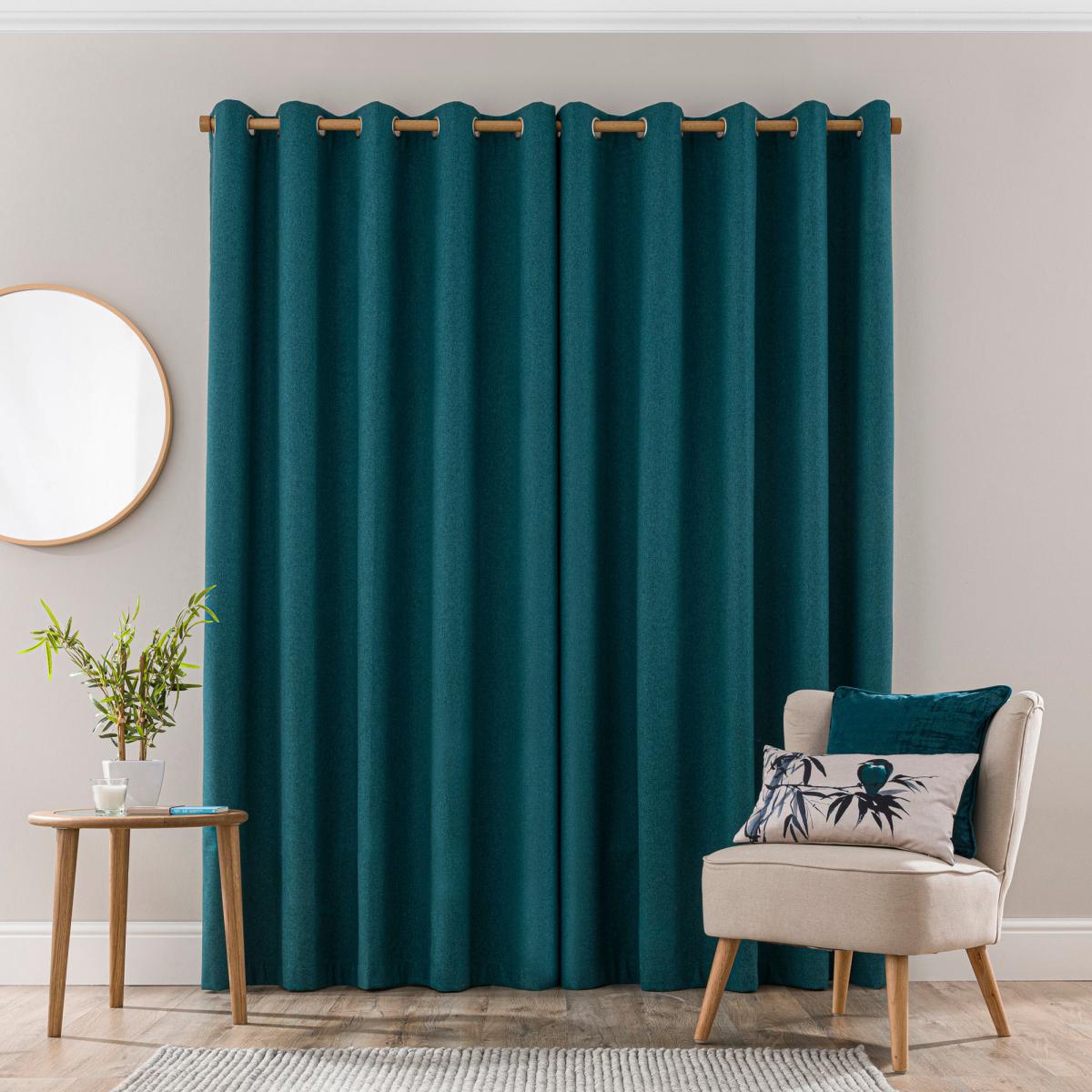 Luna Brushed Lagoon Blackout Eyelet Curtains Green – image 3