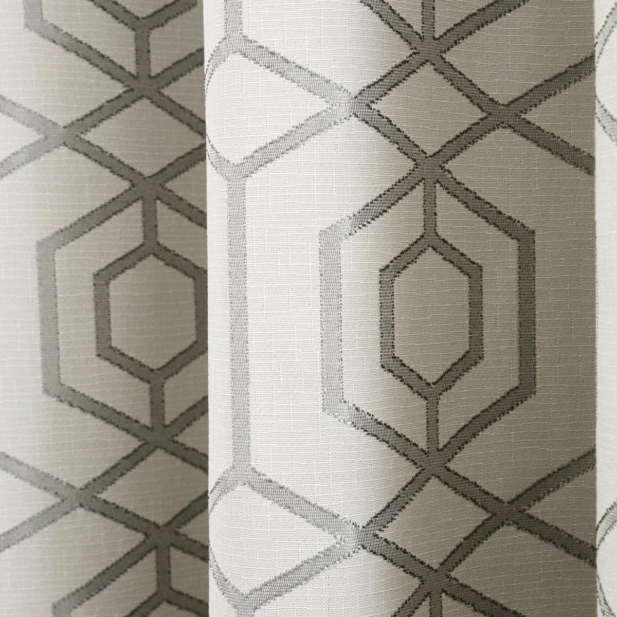 Curtina Camberwell Silver Eyelet Curtains Silver – image 3