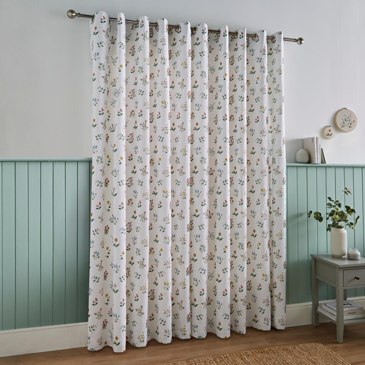 Heart Soul Stems Green Eyelet Curtains Green – image 4