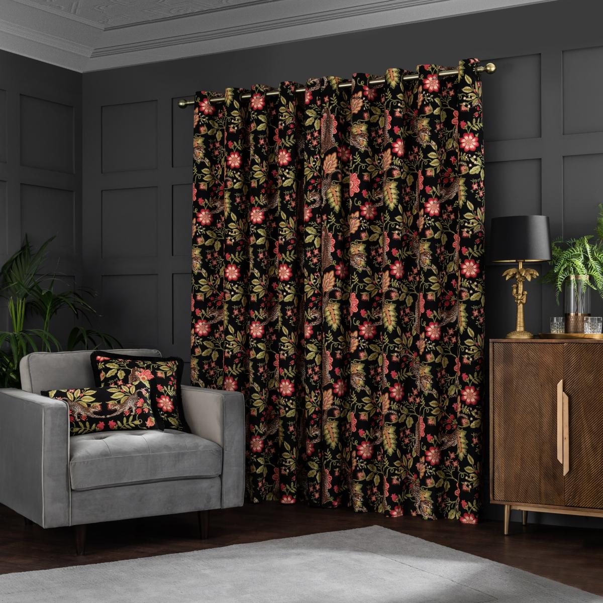 Paradise Cheetah Pink Eyelet Curtains Pink – image 4