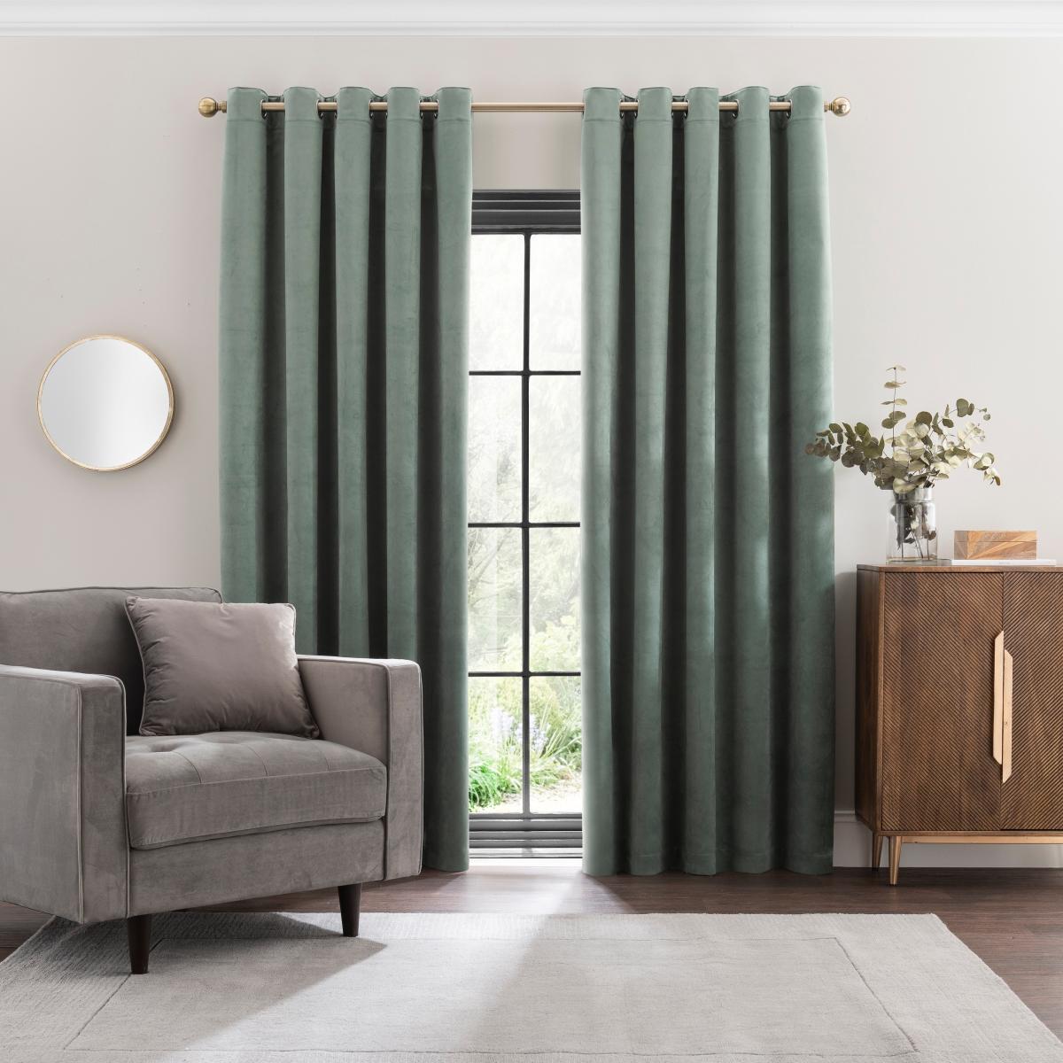 Isla Lilypad Thermal Ultra Blackout Eyelet Curtains Light Green – image 2