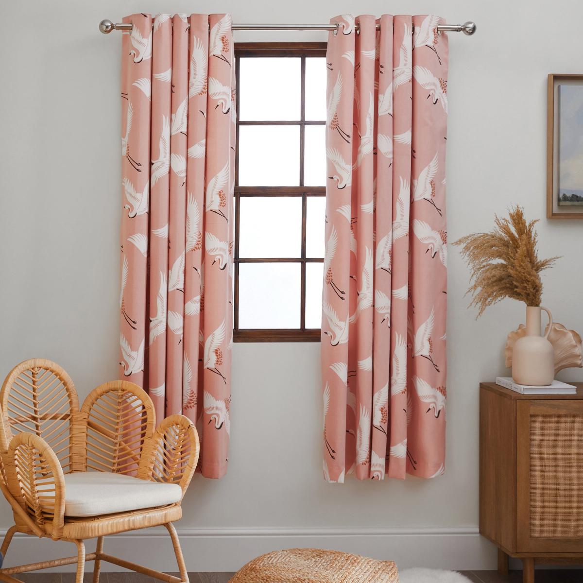 Flying Cranes Blush Eyelet Curtains Blush – image 2