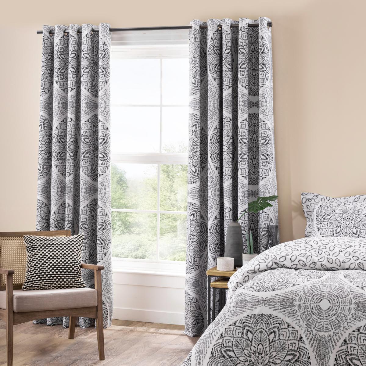 Isha Block Print Blackout Eyelet Curtains Black – image 2