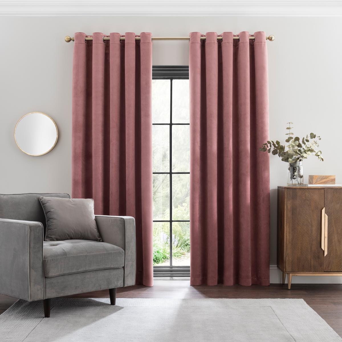 Isla Rose Thermal Ultra Blackout Eyelet Curtains Pink – image 2