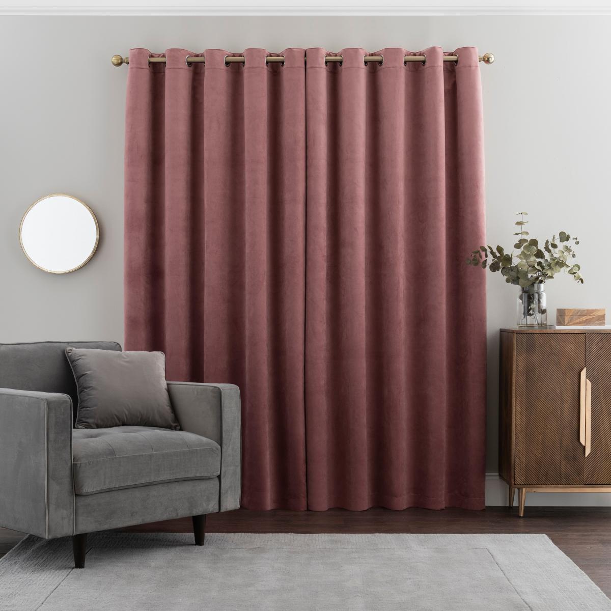 Isla Rose Thermal Ultra Blackout Eyelet Curtains Pink – image 4