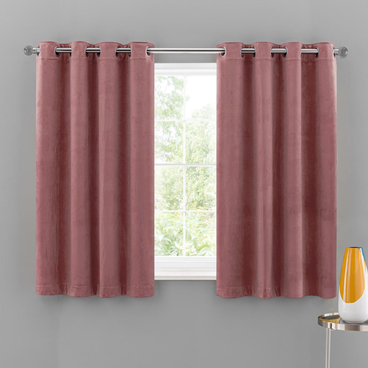 Isla Rose Thermal Ultra Blackout Eyelet Curtains Pink – image 5