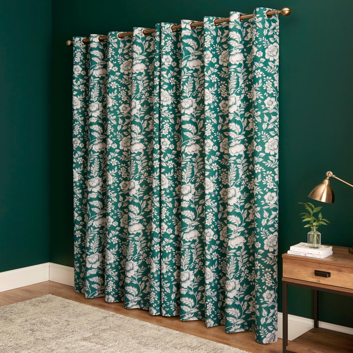 Floral Trail Emerald Blackout Eyelet Curtains Green/White – image 2