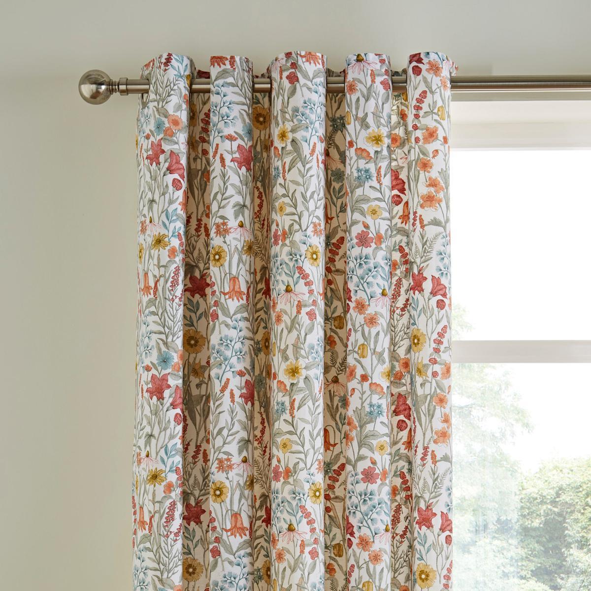 Meadow Ditsy Red Blackout Eyelet Curtains Red – image 2