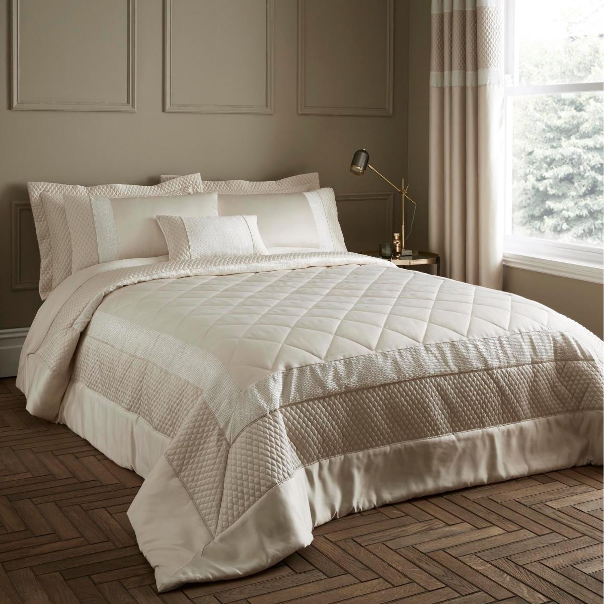 Bardot Cream Blackout Eyelet Curtains Cream – image 4