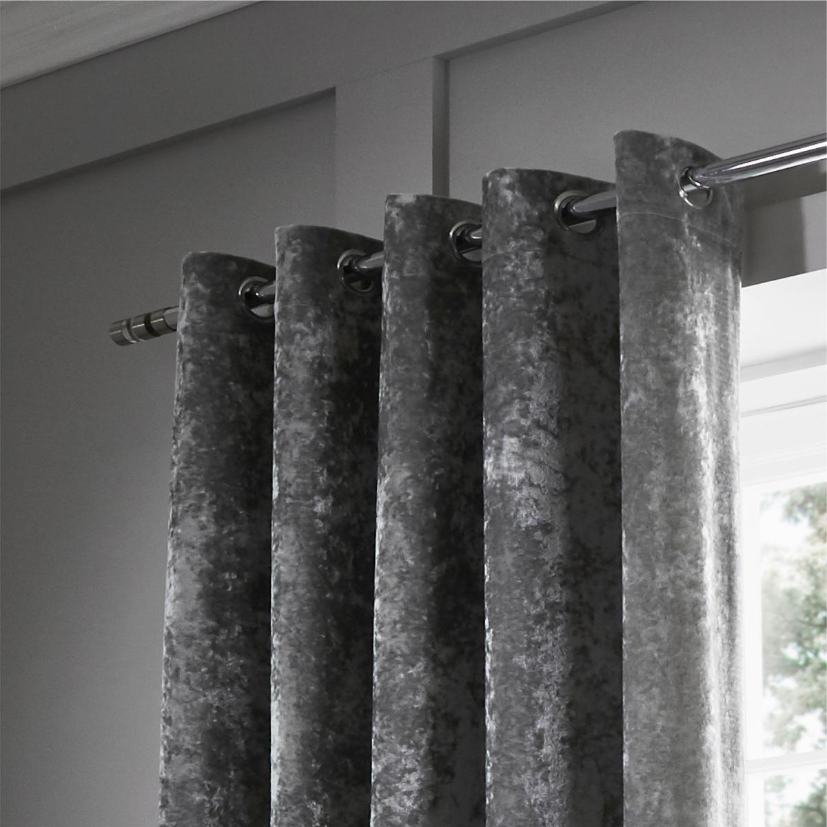 Crushed Velvet Eyelet Curtain - Silver – image 2
